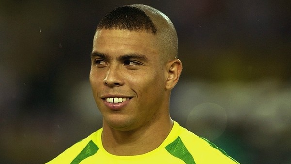 Anyone else think Cristiano Ronaldo isnt that good looking