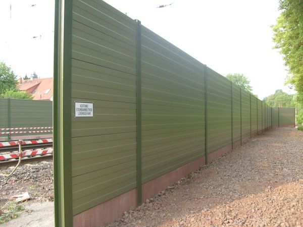 AIBU to think that if you hate animals you shouldn't move to the countryside?