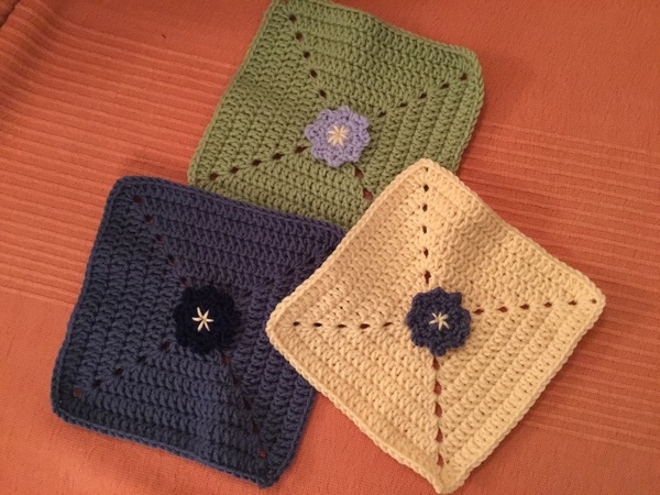 Woolly Hugs...We are making a blanket for annandale : Lovely donors and crafters, we need your help.