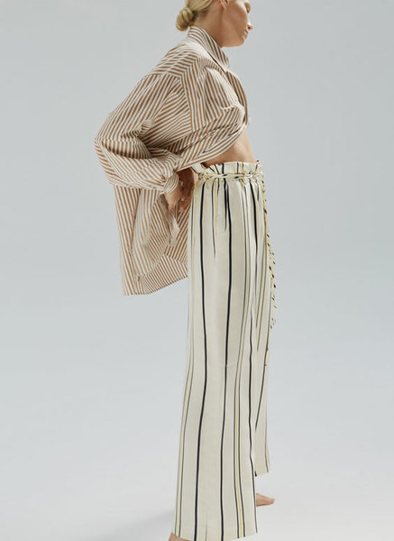 This thread is about as French as a Sainsbury's baguette