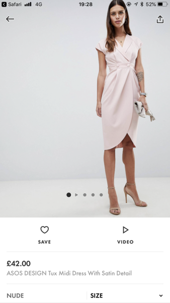 Please can you critique the outfit, photo included