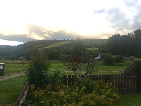 The Friendly Frugaleers: Saving and chatting as the heatwave rolls on.