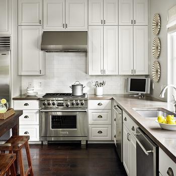 In-frame kitchens and high ceilings