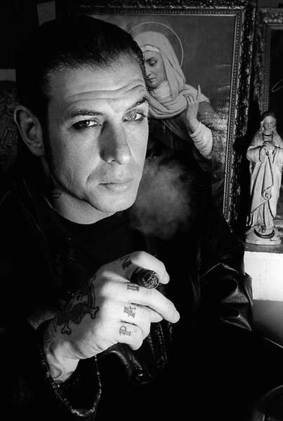 This person is really not right in the head, surely?