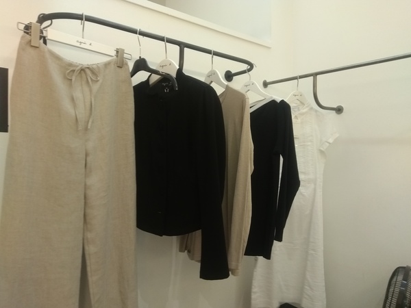 This thread is about as French as a Sainsbury's baguette