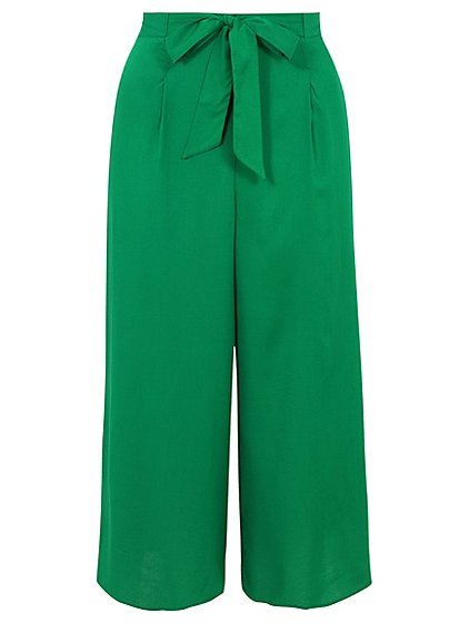 What shoes would you wear with these?