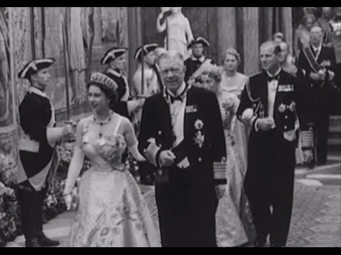 Royal style: Kate/Meghan/Bea/Euj, Maxima/Mary/Letizia/Victoria