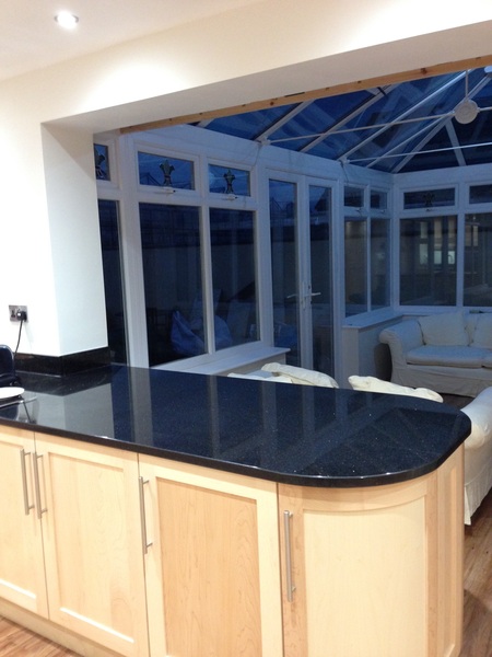 Anyone got BLACK kitchen worktops?