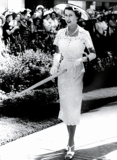 Royal style: Kate/Meghan/Bea/Euj, Maxima/Mary/Letizia/Victoria