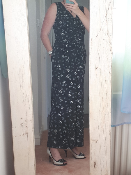 Jumpsuit yes or no (with pics)
