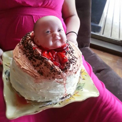 To think this pregnancy reveal is cringey?
