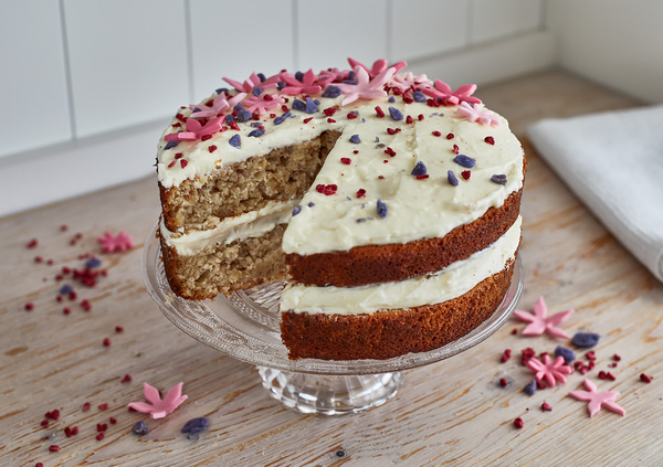 Would anyone enjoy a cake picture thread, for boasting?!