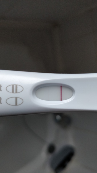 Does everyone get a faint grey line on frers?