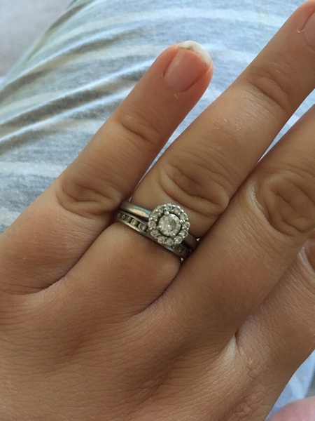 Wedding ring dilema show me yours