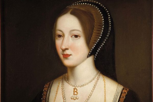 ... To be reminded of Anne Boleyn by duchess of C's pic today?