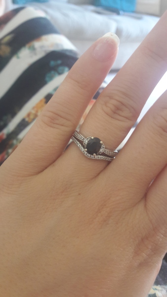 Wedding ring dilema show me yours