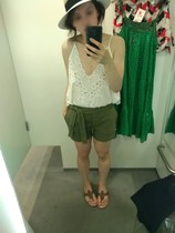 This thread is about as French as a Sainsbury's baguette