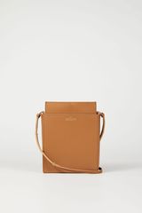 This thread is about as French as a Sainsbury's baguette