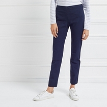 Help me dress for a minimoon in Paris