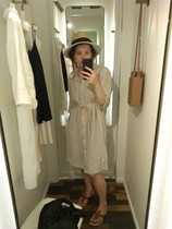 This thread is about as French as a Sainsbury's baguette