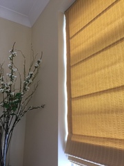 Is there a paint colour that means I can keep my yellowish blinds?