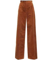 This thread is about as French as a Sainsbury's baguette