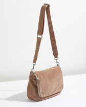 This thread is about as French as a Sainsbury's baguette