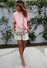 Help me dress for a minimoon in Paris