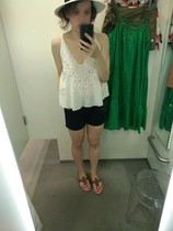 This thread is about as French as a Sainsbury's baguette