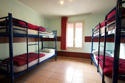 To book a hotel room as a couple and then turn up as a lp with 2 kids?
