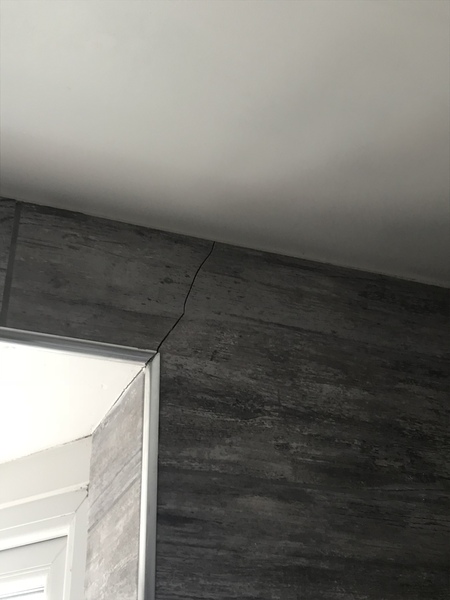 Does anyone know anything about internal cracks?