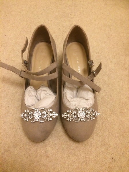 Shoes and brooches - I’ve got both, now WTF do I do?