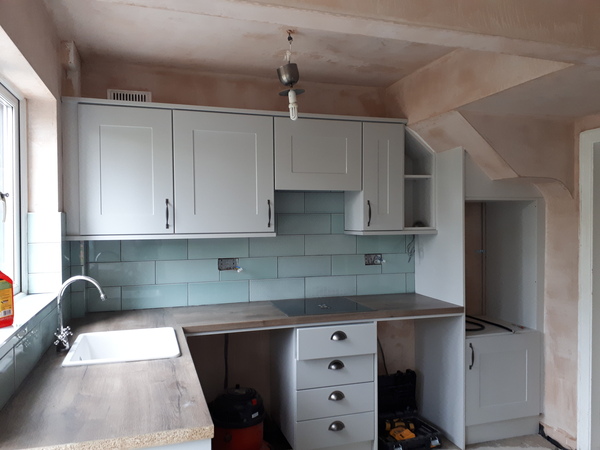 Help! What colour walls?!