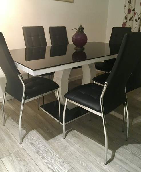 Tell me about your dining table!