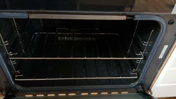 Is the oven supposed to look like this?