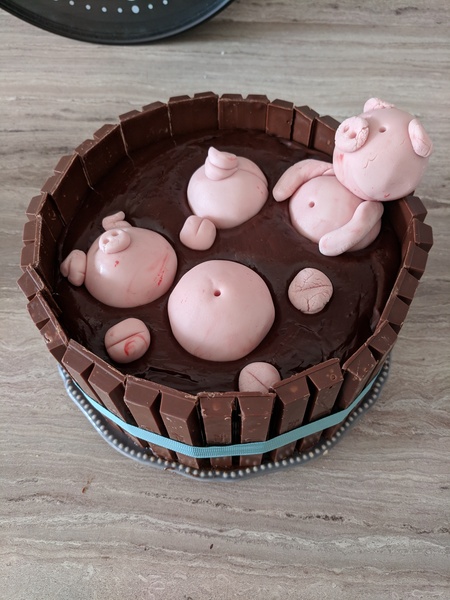 To ask you to upload a photo or photos of some of the best food you have made