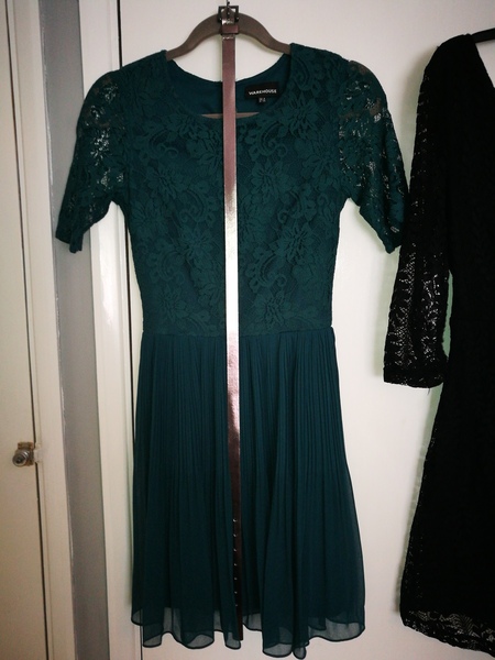 Can someone help me choose what to wear tonight?