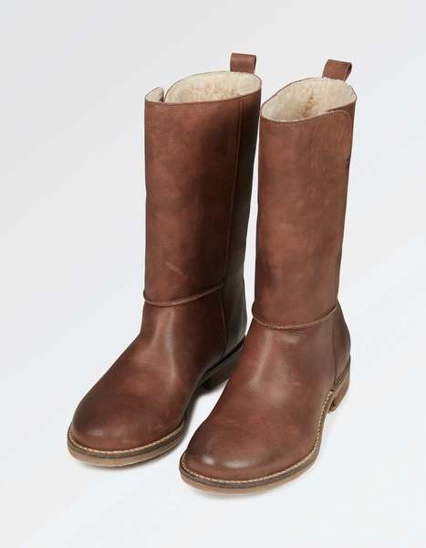 Which tan boots?