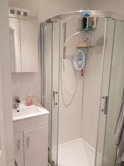 Teeny tiny en suite