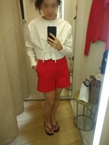 This thread is about as French as a Sainsbury's baguette