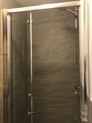 Teeny tiny en suite