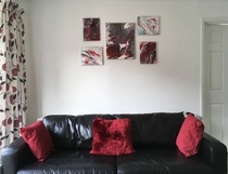 I need some inspiration - would anyone like to show me their living room?