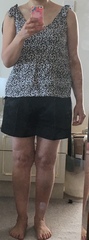 Do you tuck tops into shorts?