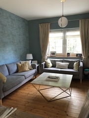 I need some inspiration - would anyone like to show me their living room?