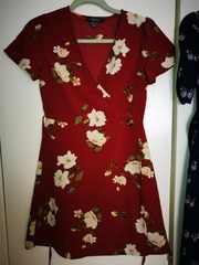 Can someone help me choose what to wear tonight?