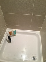 Dirty holiday cottage - what would you do?