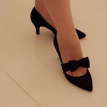 Is there any point keeping a pair of utterly gorgeous shoes you can't possibly ever wear?