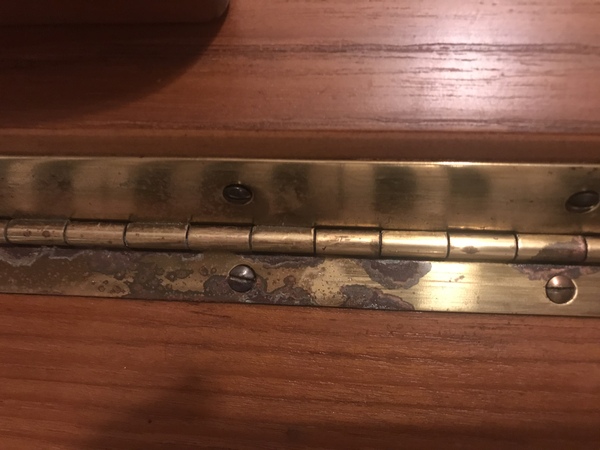 Cleaning very badly tarnished metal