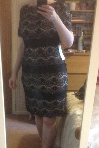 Please could you tell me if this is OK to wear to an autumn wedding?