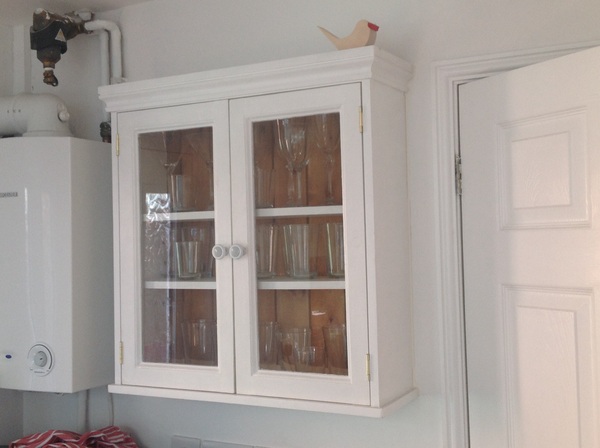 Does any one have a kitchen with only floor units no wall units...